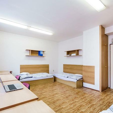 براغ Hostel Sinkule المظهر الخارجي الصورة